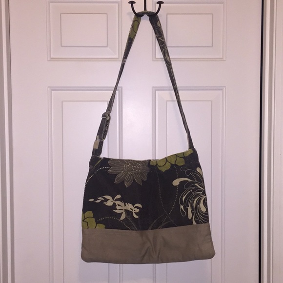 Sally Bag - Picture 1 of 2
